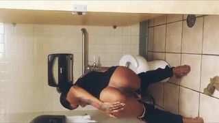 Black girl pooping - video 11, ScatKings.com Scat Porn 11 ScatKings.com Scat Porn