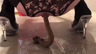 Chinese lady pisses and shits onto ground, ScatKings.com Scat Porn 12 ScatKings.com Scat Porn